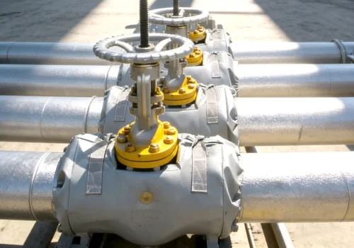 Industrial valve insulation and soundproofing cover used in heavy industry pipeline application